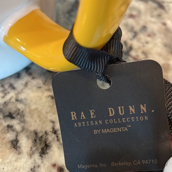 Rae Dunn/Disney “Happy” (7 Dwarfs) mug - Picture 6 of 6